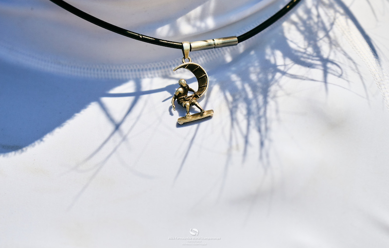 © IKA media/ Robert Hajduk: Jannis Maus's lucky charm which he has worn since he was 13 years old Last Chance to push Kites to the Max