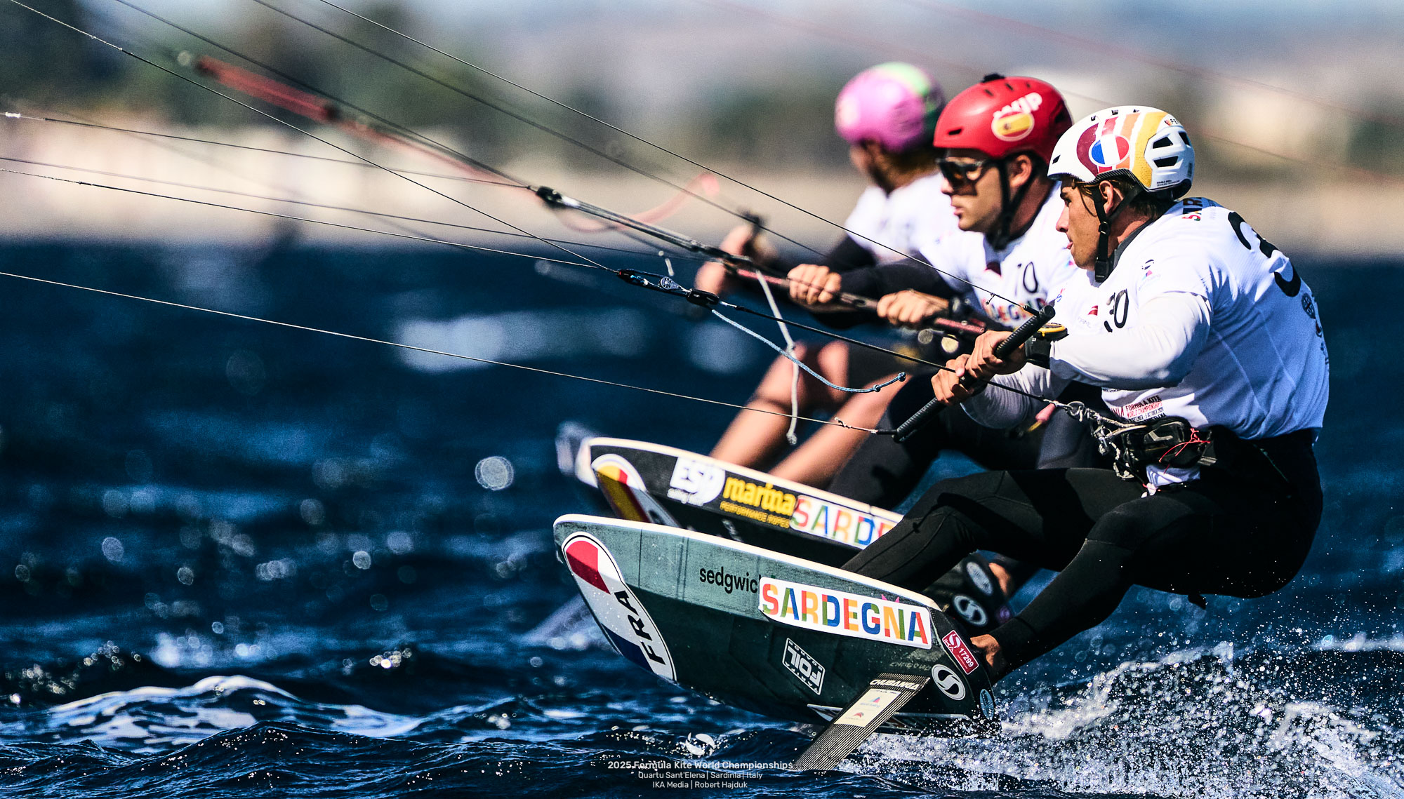 132977000006481298 zc v1 1759336400864 internet 2025 10 01 fk worlds d2 474 rh