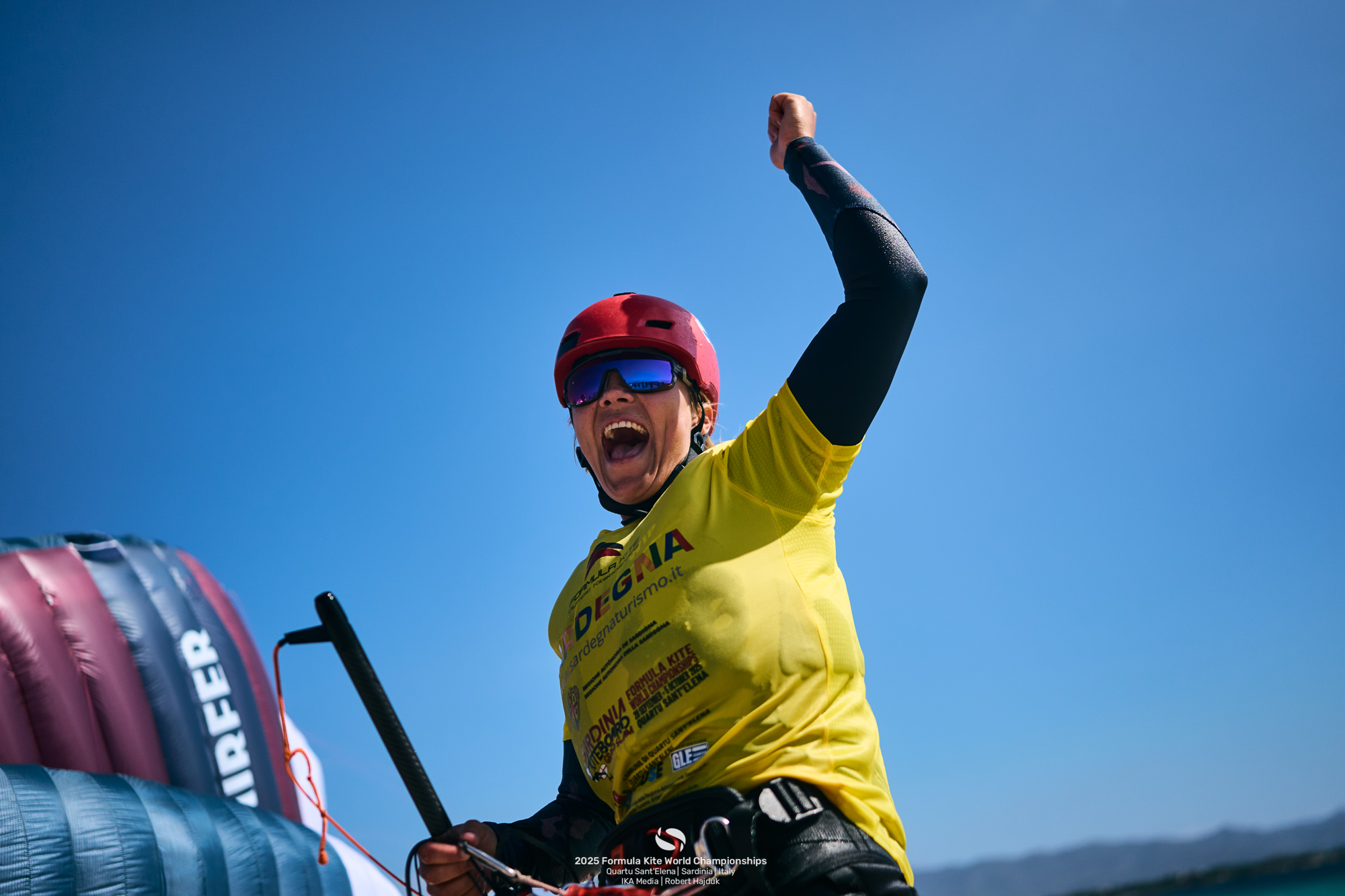 Kampman & Pianosi win first world titles © IKA media/Robert Hajduk: Jessie Kampman celebrates her first world title